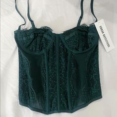 Brand New With Tag || Out From Under Corset Top In Hunter Green !! Sooo Pretty And Flattering On!! Makes Your Waist Look Snatched!!! Follow My Profile For Money Off!!! Only Size Small Left!!! Green Corset Top, Floral Tights, Party Crop Tops, One Piece Lingerie, Lace Corset Top, Lace Corset