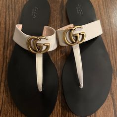 Never Worn Before. Size Is 40.5 Which Jn Us Fits A 9/9.5 Women’s Size Gucci Leather Sandal With "Gg" Stud. Flat Heel. Thong Strap. Slide Style. Leather Lining. Smooth Outsole. Made In Italy. No Bag Or Box Classic Gucci Leather Sandals, Gucci Sandals Woman, Gucci Sandals Woman Outfit, Green Pakistani Bridal Dress, Gucci Slides Women, Office Sandals, Gucci Flats, Gucci Slides, Gucci Sandals