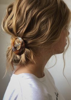 Wavy Bob Updo, Loose Textured Updo, Messy Bun Hair Accessories, Messy Curly Hairstyles, Dressy Messy Bun, Hair Clip Messy Bun, Chic Messy Bun, Messy Hair Look, Textured Updo