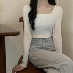 White Sweater Outfit, Square Neck Long Sleeve, Fall Blouse, Long Sleeve Outfits, Early Autumn, Korean Outfits, Casual Style Outfits, Teen Fashion Outfits, Outfits Casuales