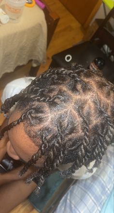 Retwist Dreads, Dreads Styles, Dreadlock Hairstyles, Loc Styles, Hairstyles Black, Twist Braids, Locs