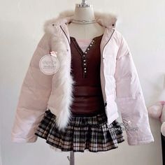 cuteee :3 Lisa Baby, Himekaji Outfits, Korean Winter Outfits, Pink Puffer Jacket, Girly Fits, 2024 Aesthetic, Puffy Coat, Liz Lisa, Nice Outfits