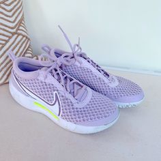 Women Nike Tennis Court Sneaker 7.5 Brand New Worn Once 2022 Nike Tennis, Volleyball Shoes, Nike Shoes Women, Tennis Court, Womens Shoes Sneakers, Nike Women, Nike Shoes, Tennis, Shoes Sneakers