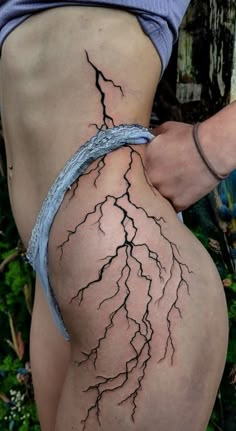 100 Electrifying Lightning Tattoo Designs - Tattoo Me Now No More Tattoo, Simple Unique Tattoos, Emo Tattoos, Lightning Tattoo, Waist Tattoos, Small Girly Tattoos, Sharpie Tattoos, Chest Tattoos For Women, Floral Tattoo Sleeve