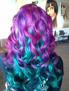 Mermaid hair Unicorn Hairstyle, Funky Hair Colors, Unicorn Hair Color, Hairstyle Ideas Easy, Mermaid Hair Color, Dyed Hair Blue, Galaxy Hair, Stylish Short Hair