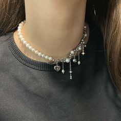 #украшенияручнойработы Cute Beaded Choker Jewelry, Elegant Crystal Beaded Choker Necklace, Beaded Chain Crystal Choker Necklace, Unique Beaded Chain Choker Jewelry, Elegant Crystal Beaded Choker, Pearl Beaded Necklace, Pretty Jewelry Necklaces, Diy Jewelry Unique