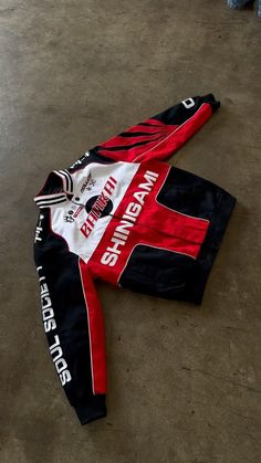 BLEACH RACING JACKET REVEAL MANY HAVE ASKED… SO WE HAVE ANSWERED 🫡 ONE OF THREE NEW PIECES DROPPING FRIDAY THIS FRIDAY 3/29 12PM… | Instagram Motorsport Jacket, Race Car Jacket, Sukajan Jacket, Grey Denim Jacket, Racing Fashion, Racing Jackets, Races Fashion, Fashion Y2k, Anime Merch