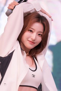 hoho on Twitter: "220922 '가천대학교 축제' 새롬 #fromis_9 #프로미스나인 #이새롬 @realfromis_9 https://t.co/5pIh5D6Rc3" / Twitter Fairy Girl, Entertainment Industry, South Korean Girls, K Pop