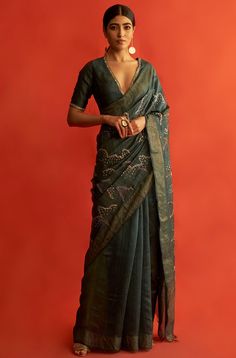 Saksham & Neharicka-Emerald Green Saree With Blouse-INDIASPOPUP.COM Graduation Saree, Emerald Green Saree, Olive Green Saree, Emerald Green Fabric, Indian Fits, Plain Saree, Silk Saree Blouse Designs, Yellow Saree, Indian Dresses Traditional