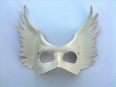 Angel Leather Mask by mrhydesleather on Etsy https://www.etsy.com/listing/92699805/angel-leather-mask Angel Halloween Costumes, Motorcycle Mask, Blue Costumes, Bird Masks, Angel Costume, Costume Masks, Leather Mask, Cool Masks, Wings Costume