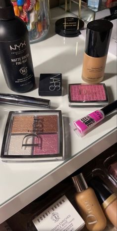 Makeup Snap, Glamour Makeup Looks, Beauty Natural Products, Luxury Makeup