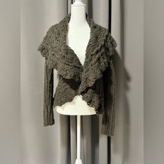 Lightly Worn Sweater. Looks So Feminine On. The Tag On The Inside Is Half Undone. Such A Beautiful Fit And Look Sweater Looks, Dark Grey Color, Grey Color, Dark Grey, Sweaters & Cardigans, Cardigans, Sweaters For Women, Crochet, Grey