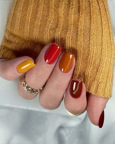 Fall Gel Nails, Nail Art For Beginners, Makijaż Smokey Eye, Cute Gel Nails, Thanksgiving Nails, Fall Nail Art, Fall Nail Colors, Nails 2023, Dipped Nails