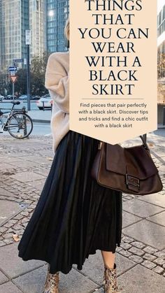 Black Skirt Winter, Black Skirt Outfit Fall, Black Skirt Outfit Winter, Black Pleated Skirt Outfit, Black Midi Skirt Outfit, Long Black Skirt Outfit, Skirt Outfit Fall, Black Pleated Midi Skirt