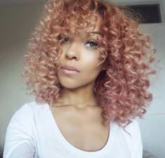 The latest look for the celebrities to rock are these rose gold hair color ideas, and when you learn how easy they are to customise and make your own, you might just kick yourself for not trying this sooner ... Blonde Pink Hair Black Women, Rose Gold Hair Black Women, Dye For Black Hair, Hair Dye For Black Hair, Black Women Hair Color Ideas, Trendy Balayage, Hairstyles Brown, Gold Hair Dye, Hair Color For Dark Skin