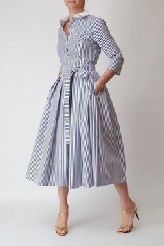 Fancy Maxi Dresses, Fancy Maxi, Fancy Maxi Dress, Women's Maxi Dresses, Navy Shirt Dress, Classic Style Outfits, Trend 2024, Beautiful Maxi Dresses, Work Dresses