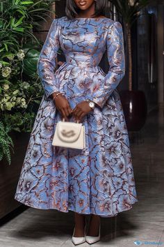 Tea Party Outfits For Women Classy, Women Church Outfits, Tea Party Outfits For Women, Women Church, African Dresses Modern, African Maxi Dresses, African Clothes, African Lace Dresses, Design Dresses