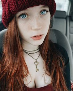 Redhead Girl, Gorgeous Eyes