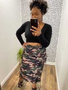 Semi-stretch skirt Elastic waistband Pockets Drawstring Ruched No closure 40% cotton 60% polyester Dry clean only Ashley is wearing a size medium Camo Cargo Skirt, No Closure, Stretch Skirt, Cargo Skirt, Dry Clean Only, Camo, Dry Clean, Size Medium, Elastic