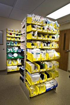 Sterile Supply Storage in Clean Utility Rooms at Atrium Medical Center Middleton, OH Medical Office Organization, Dental Supply Organization, Future Midwife, Medical Equipment Storage, Supply Closet, Medical Brochure, Vet Office, Medical Office Design, Medical Student Gift