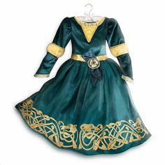 Disney Store Princess Brave Merida Halloween Costume Dress  Girl Size 5/6, 7/8 Infants, Toddlers, & Kids Size (approx) Alpha Height in Inches Weight in lbs Age Chest in Inches Waist in Inches 0-3m   up to 22" up to 11 lbs 0-3 mos     3-6m   22-25" 11-15 lbs 3-6 mos     6-9m   25-27" 15-18 lbs 6-9 mos     9-12m   27-29" 18-22 lbs 9-12 mos     12-18m   27-31" 18-26 lbs 12-18 mos     18-24m   29-33" 22-29 lbs 18-24 mos     2T   31-34" 26-29 lbs 1-2 yrs 20½" 20" 3T   34-38" 29-33 lbs 2-3 yrs 21" 20½ Merida Costume, Disney Princess Costumes, Disney Brave, Merida Brave, Costume For Kids, Organza Top, Green Gown, Princess Costume, Plaid Ribbon