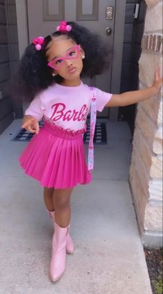 Mom And Daughter Barbie Outfit, Barbie Bday Outfit, Barbie Custom Outfits, Barbie Theme Birthday Party Ideas, Barbie Birthday Outfit Mom, Barbie Birthday Shirt Kids, Barbie Birthday Hairstyle, Barbie Birthday Party Outfit Kids, Barbie Birthday Party 6