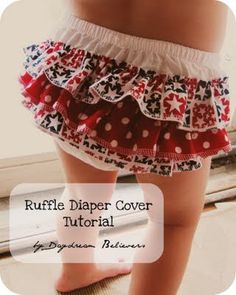 Couture Bb, Ruffle Bloomers, Baby Sewing Patterns, Creation Couture, Baby Crafts, Diaper Cover, Learn To Sew, Sewing For Kids, Baby Sewing