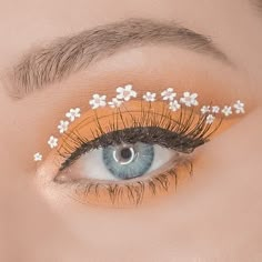 Eye Makeup Smokey, Eye Makeup Images, Makeup Smokey Eye, Pretty Eye Makeup, Flower Makeup, Makeup Smokey, Cute Eye Makeup, Swag Makeup