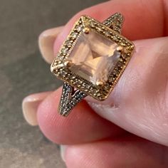 Morganite Ring Set In Rose Gold. *All Of My Pieces Are Preowned. Minor Wear Is To Be Expected* Morganite Ring Set, Hat And Scarf Sets, Morganite Ring, Ring Color, Scarf Set, Morganite, Womens Jewelry Rings, Rose Gold Ring, Ring Set