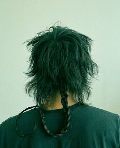 Ig fabulousfrank Green Spiky Hair, Peekaboo Hair Color Dreads, Men With Bleached Hair, Men’s Alt Hairstyles, Wizard Hairstyles, Masculine Shag Hair, Black Hair With Blonde Highlights Men, Unique Mens Hairstyles, Short Curly Punk Hair