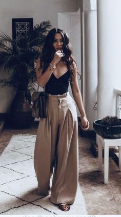 Summer Outfit Guide, Spring Ootd, Vacation Clothes, Summertime Outfits, Ootd Spring, Elegante Casual, Moda Vintage, Fashion Tips For Women, Summer Fashion Outfits