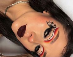 Half Halloween Face Makeup, Halloween Makeup Stitched Face, Easy Half Face Halloween Makeup, Catrina Half Face Makeup, Half Face Halloween Makeup, Halloween Makeup Inspiration, Halloween Looks, Artistry Makeup, Halloween Makeup