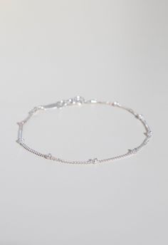 Valentina New York Bracelets Aida Bracelet Silver Dainty Bracelet Stack, Silver Jewelry Bracelet, Bracelet In Silver, Jewelry Bracelets Silver, Silver Chain Style, Dainty Bracelet, Chain Silver, Pretty Stuff, Dainty Bracelets