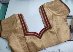 Half Saree Designs, Pattern Blouse, Fashion Blouse Design, Fashion Blouse, Half Saree, Blouse Patterns, Blouse Design, Blouse Styles, Simple Patterns