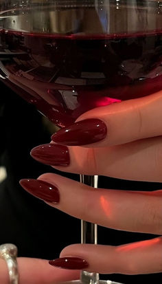 Kutek Disney, Dark Red Nails, Wine Nails, Red Nail Polish, Red Nail, Minimalist Nails, Dream Nails, Chic Nails, Nail Arts