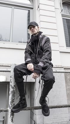 Techwear Men, Techwear Streetwear, Tech Wear Fashion, Tech Wear, Techwear Fashion, Cool Slogans, Dark Street, Urban Ninja