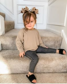 Toddler Girl Fall, Fashion Baby Girl Outfits, Toddler Girl Style, Old Lady, Halloween Costume Ideas, Kids Style, Baby Outfits