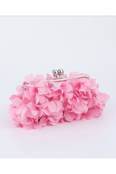 Pretty Petal Purse - BIDA Boutique Pink Chic Evening Bag For Formal Occasions, Elegant Pink Evening Bag, Chic Pink Clutch For Formal Occasions, Flower-shaped Evening Clutch, Flower Shaped Evening Bag, Pink Feminine Party Clutch, Elegant Flower-shaped Evening Bag, Chic Flower-shaped Evening Bag For Formal Occasions, Elegant Flower-shaped Party Bags