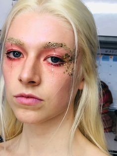 Euphoria Makeup Looks, Matte Make Up, Euphoria Vibes, Euphoria Aesthetic, Hunter Schafer, Editorial Makeup, Eye Make