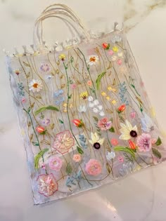 #EmbroideryLove #FashionStatement
#diybag #fashion #girls #diyart #handmade #embroidery #artwork Craftcore Fashion, Bags With Embroidery, Sulaman Pita, Pastel Cupcakes, Handmade Fabric Bags, Bag Embroidery, Clothes Embroidery Diy, Embellished Bags, Bag Flower