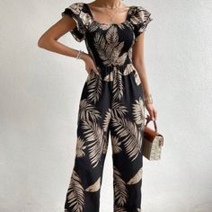 Brand New And Never Worn Cheap Printed Jumpsuits And Rompers For The Beach, Green Playsuit, Black And White Pants, Jumpsuit Pattern, Printed Long Dresses, Playsuit Romper, Floral Jumpsuit, Printed Jumpsuit