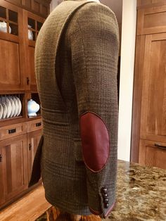 Customizing Clothes, Tweed Clothing, Countryside Fashion, Elbow Patch Blazer, Mens Fashion Country, Tweed Run, Leather Elbow Patches