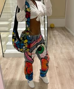 #custom #custompants #customjeans Denim Diy Clothes, Custom Jeans, Diy Fashion Clothing, Tomboy Style Outfits, Denim Diy, Jeans Diy, Pretty Girl Outfits, Streetwear Fashion Women, Tomboy Fashion