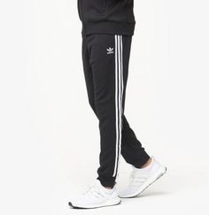 Adidas Track Pants Outfit, Track Pants Outfit, Track Pants Mens, Pants Outfit Men, Pants Adidas, Mens Jogger Pants, Adidas Track Pants