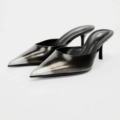 New With Tag Zara S/S 2024 Collection Open Back Heeled Mules With Distressed Effect. Pointed Toe. Heel Height: 2.8 Inches (7 Cm) Upper 100% Polyurethane Lining 100% Polyurethane Sole 100% Polyurethane Thermoplastic Insole 100% Polyurethane Clothing Care Guide: Do Not Wash Do Not Submerge In Water Do Not Use Bleach / Whitener Leather/Patent Leather/Glossy Finish Leather. Clean With A Dry Cotton Cloth. Do Notiron Suede/Nubuck/Split Leather. Clean With A Soft Brush Or Stiff Sponge. Do Not Dry Clean Elegant Gray Spring Heels, Gray Summer Party Heels, Gray Heels For Summer Evenings, Chic Fitted Gray Heels, Chic Gray Pointed Toe Heels, Chic Gray Heels For Spring, Gray Fitted Heels For Evening, Fitted Gray Heels For Evening, Chic Gray Heels For Summer