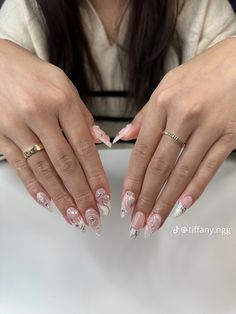 Swag Nails Designs, Pink Metallic Nails, Tip Chrome Nails, French Tip Chrome Nails, French Tip Chrome, French Almond, Minimal Nails, Dope Nail Designs, Metallic Nails