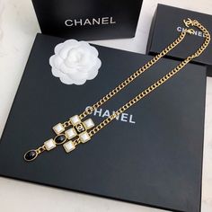 ChanelNecklace Collar Chanel, Chanel Sign, Necklace Chanel, Gucci Gg Belt, Louis Vuitton Shirt, Gg Belt, Chanel Shirt, Chanel Necklace, Jewel Necklace