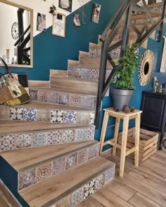 the stairs in this house are decorated with tiles