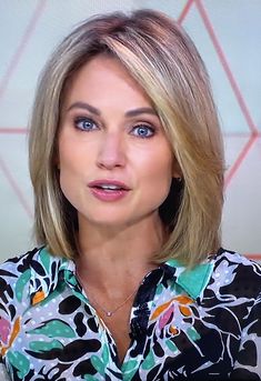 Undone Blonde, Medium Bobs, Shoulder Length Layered Hair, Nice Hairstyles, Amy Robach, Shoulder Length Layered, 2023 Hair, Hair Color Light Brown, Medium Cut