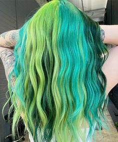 Vivid Hair Color Placement, Vivid Hair Color Ideas, Color Block Hair, Peekaboo Color, Dark Green Hair, Money Pieces, Green Hair Dye, Hair References